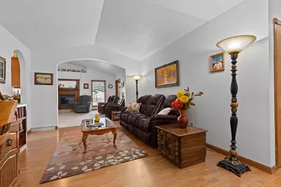 619 Knight Avenue, Neenah, WI 54956 - Photo 6