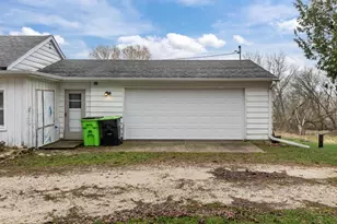 W907 Foundry Rd, New Holstein, WI 53061 - Photo 32