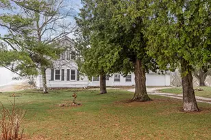 W907 Foundry Rd, New Holstein, WI 53061 - Photo 2