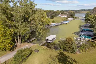 W881 Summit Ct, Green Lake, WI 54941 - Photo 70