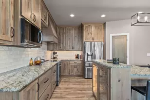 W881 Summit Ct, Green Lake, WI 54941 - Photo 14