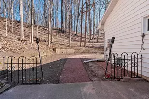 383 Swiss Hill Dr, Green Bay, WI 54302 - Photo 70
