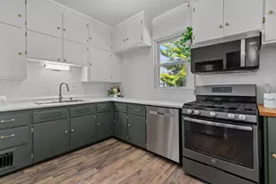 1224 Eastman St, Oshkosh, WI 54901 - Photo 4