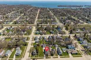 1224 Eastman St, Oshkosh, WI 54901 - Photo 2