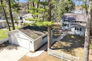 N2311 Long Cove Dr, Waupaca, WI 54981 - Photo 32