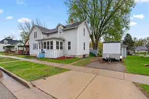 218 W Berlin St, Berlin, WI 54923 - Photo 2