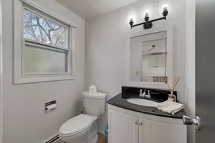 154 Bryan St, Green Bay, WI 54301 - Photo 14