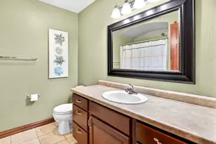 4102 E Braeburn Dr, Appleton, WI 54913 - Photo 12