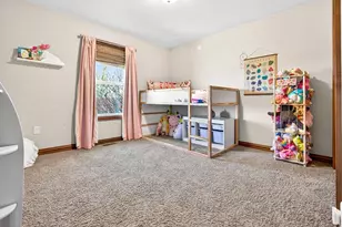 4102 E Braeburn Dr, Appleton, WI 54913 - Photo 10