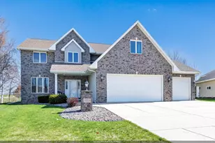 3373 Langdon St, Green Bay, WI 54311 - Photo 1