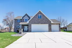 3373 Langdon St, Green Bay, WI 54311 - Photo 2