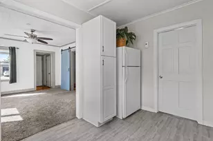 120 Allen Ave, Oshkosh, WI 54901 - Photo 10