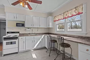 120 Allen Ave, Oshkosh, WI 54901 - Photo 8