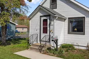 120 Allen Ave, Oshkosh, WI 54901 - Photo 22