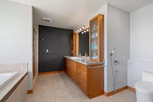 2405 Crown Pointe Blvd, Suamico, WI 54173 - Photo 64