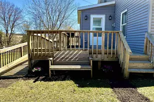 930 Randall St, Shawano, WI 54166 - Photo 2