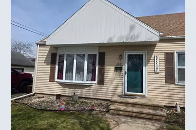 1818 W Commercial Street, Appleton, WI 54914 - Photo 1