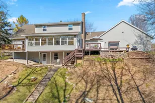 1171 Thunderbyrd Ct, Green Bay, WI 54313 - Photo 2