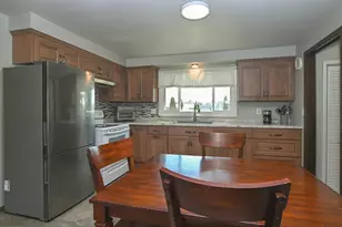1593 Bond Ct, Green Bay, WI 54303 - Photo 12