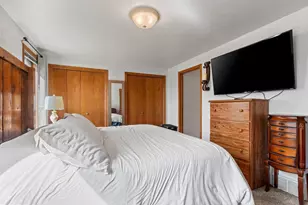 2621 Greenbrier Rd, Green Bay, WI 54311 - Photo 20