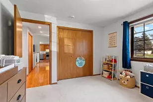2621 Greenbrier Rd, Green Bay, WI 54311 - Photo 16