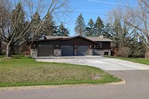 8110 E Ritchie Ln, Mukwa, WI 54961 - Photo 2