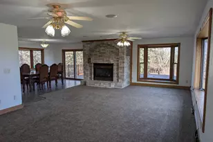 8110 E Ritchie Ln, Mukwa, WI 54961 - Photo 10