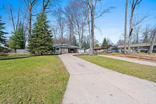 1810 Wood Ln, Green Bay, WI 54304 - Photo 20