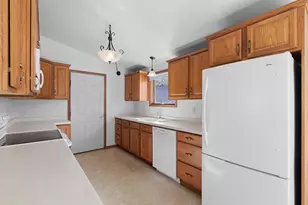 1355 Zingler Ave, Shawano, WI 54166 - Photo 10