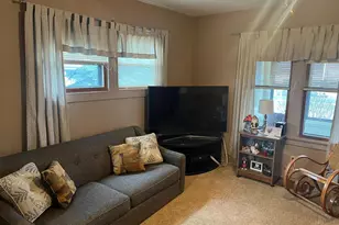 572 S Military Rd, Fond du Lac, WI 54935 - Photo 6