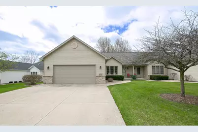 4741 Westbrook Court, Appleton, WI 54914 - Photo 2