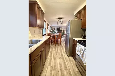 1225 Delray Drive, Green Bay, WI 54304 - Photo 6