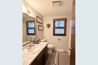1225 Delray Drive, Green Bay, WI 54304 - Photo 10