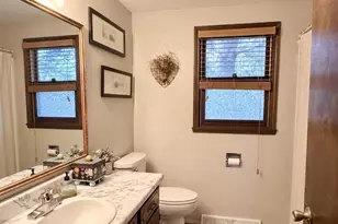1225 Delray Dr, Green Bay, WI 54304 - Photo 10