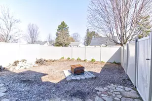413 Park St, Marinette, WI 54143 - Photo 66