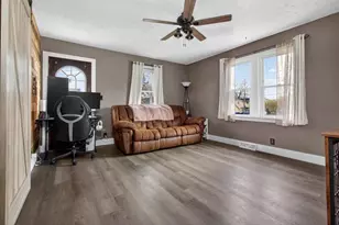 217 Gertrude St, Kaukauna, WI 54130 - Photo 6