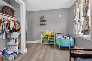 217 Gertrude St, Kaukauna, WI 54130 - Photo 2