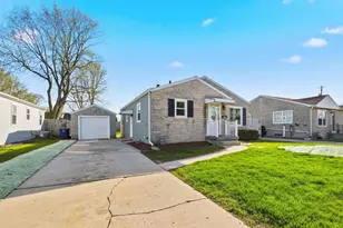 1652 Kimball St, Green Bay, WI 54302 - Photo 2