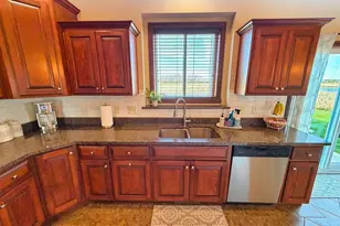 1213 Nature Trail Dr, Neenah, WI 54956 - Photo 14