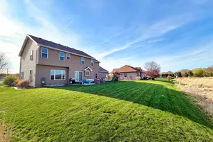 1213 Nature Trail Dr, Neenah, WI 54956 - Photo 40