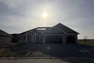 1445 Divinity Dr, De Pere, WI 54115 - Photo 2