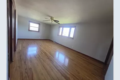 239 W Water Street, Brillion, WI 54110 - Photo 2