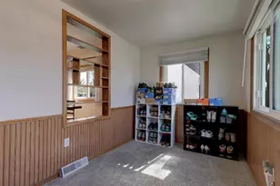 110 10th St, Clintonville, WI 54929 - Photo 12