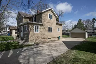 110 10th St, Clintonville, WI 54929 - Photo 30