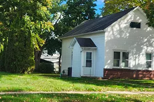 130 S Elm Ave, Gillett, WI 54124 - Photo 14
