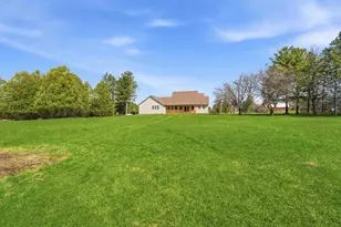 10013 Middle Rd, Manitowoc, WI 54220 - Photo 28