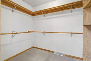 10013 Middle Rd, Manitowoc, WI 54220 - Photo 20