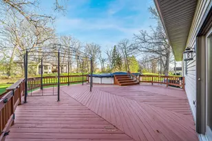 1840 Crown Dr, Oshkosh, WI 54904 - Photo 10