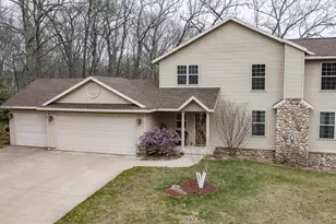 660 Sunset Dr, Waupaca, WI 54981 - Photo 26