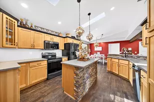 8783 Co Rd K, Omro, WI 54963 - Photo 4